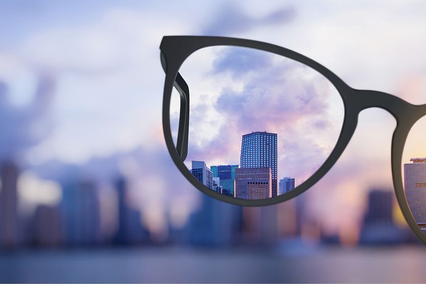 skyline with blurred background becoming clear with glasses