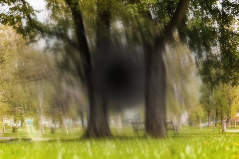 What causes temporary blindness or blind spots? depiction of central temporary vision loss
