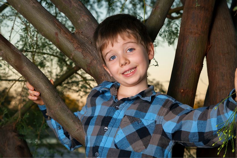 Why does my child have a droopy eye? child with a droopy eyelid (ptosis)