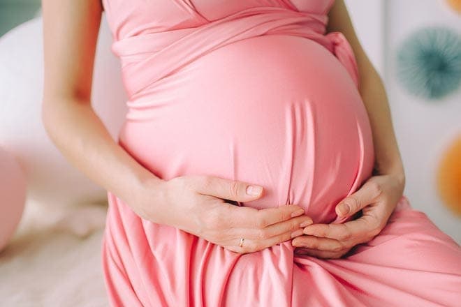 Pregnancy can cause dry eyes and other vision changes