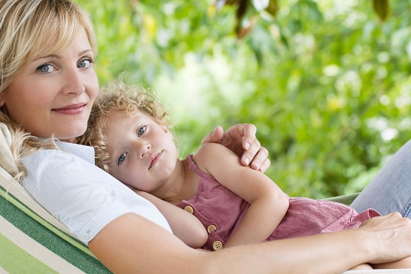 mother and daughter blue eyes