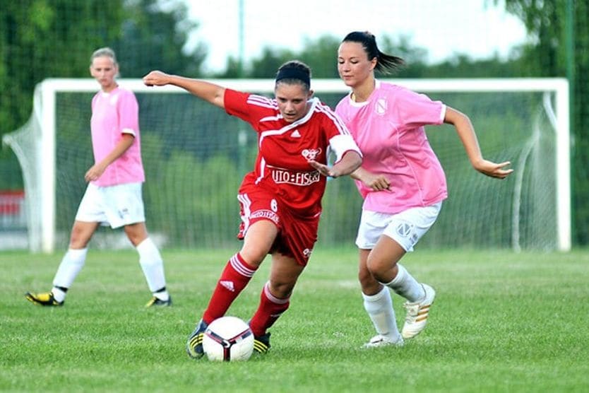 Are contact lenses a good choice for kids? girls playing soccer