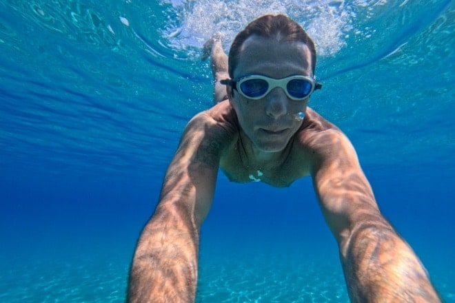 Should you open your eyes underwater? Should You Open Your Eyes Underwater?