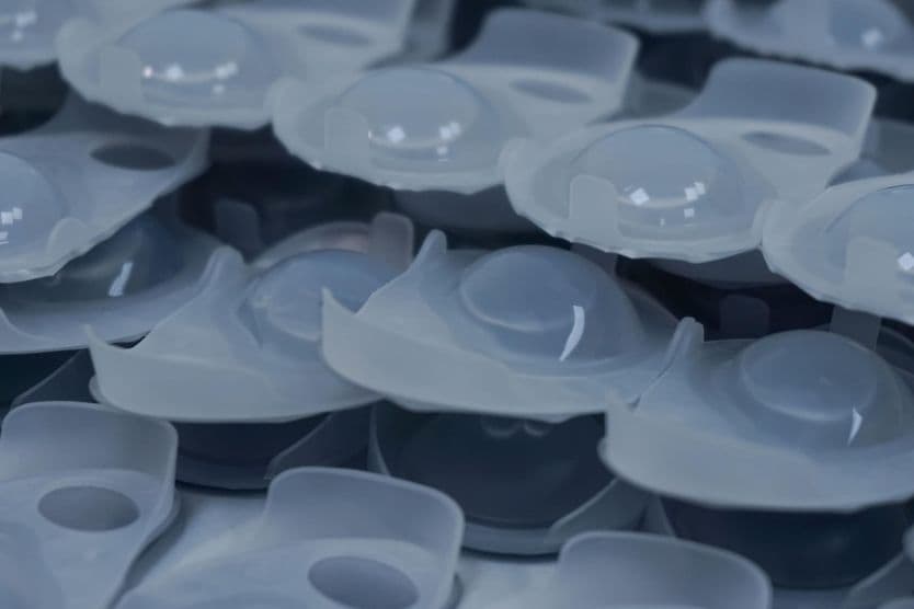 disposable contact lenses
