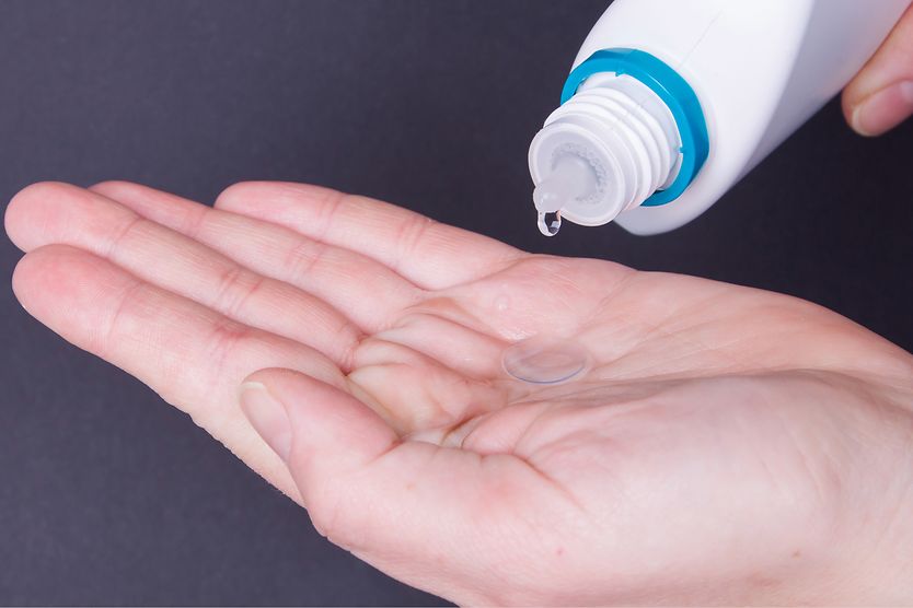 Caring for your soft contact lenses cleaning contact lenses