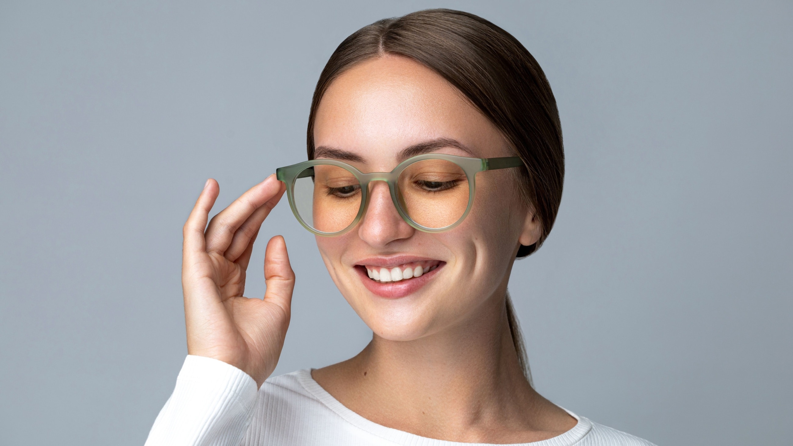 woman wearing non-prescription glasses