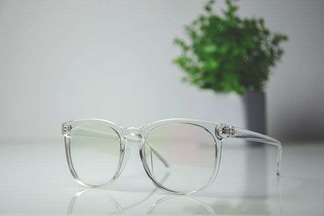 Glasses for round faces