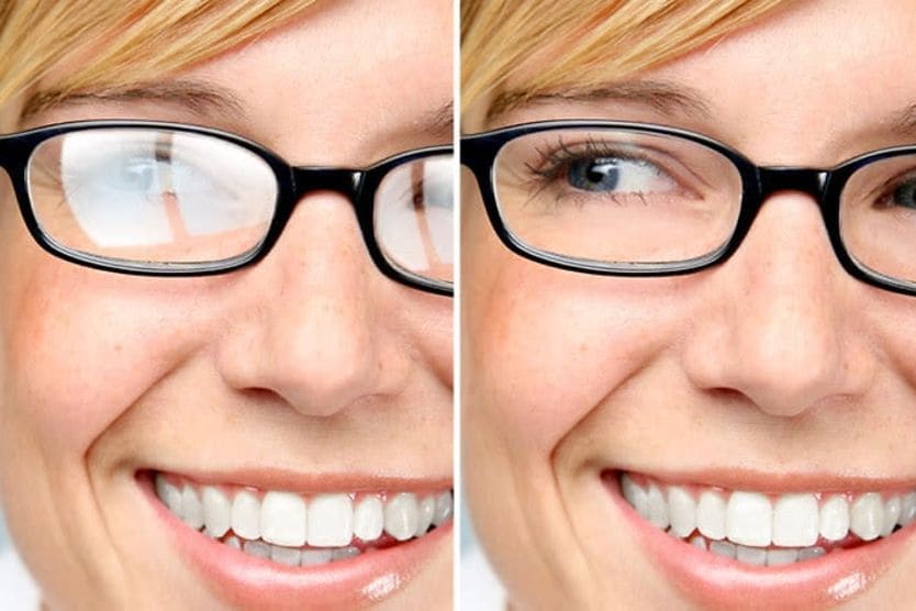 Anti-reflective coating for eyeglasses Glasses with and without anti-reflective lens coating
