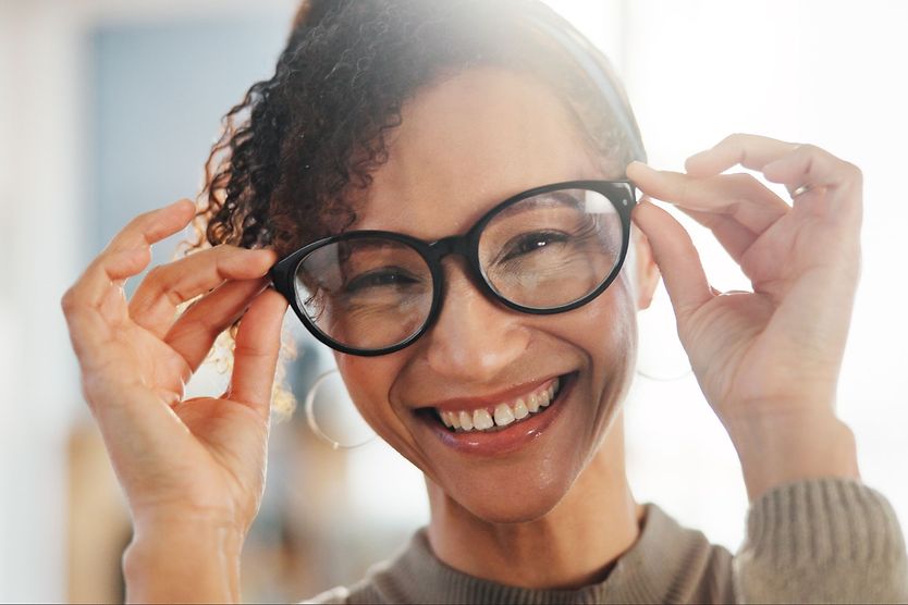 June 6 is National Eyewear Day Text that says, "National Eyewear Day is June 6."