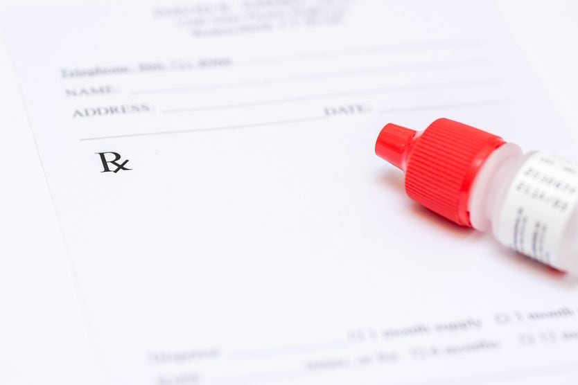 Medication and eye drops for cataracts