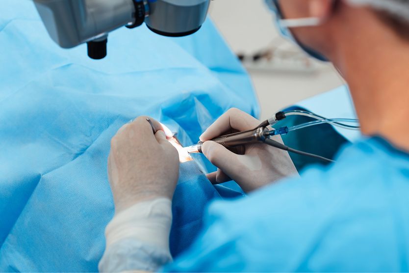 When should cataract surgery be avoided? Doctor performs surgery on patient