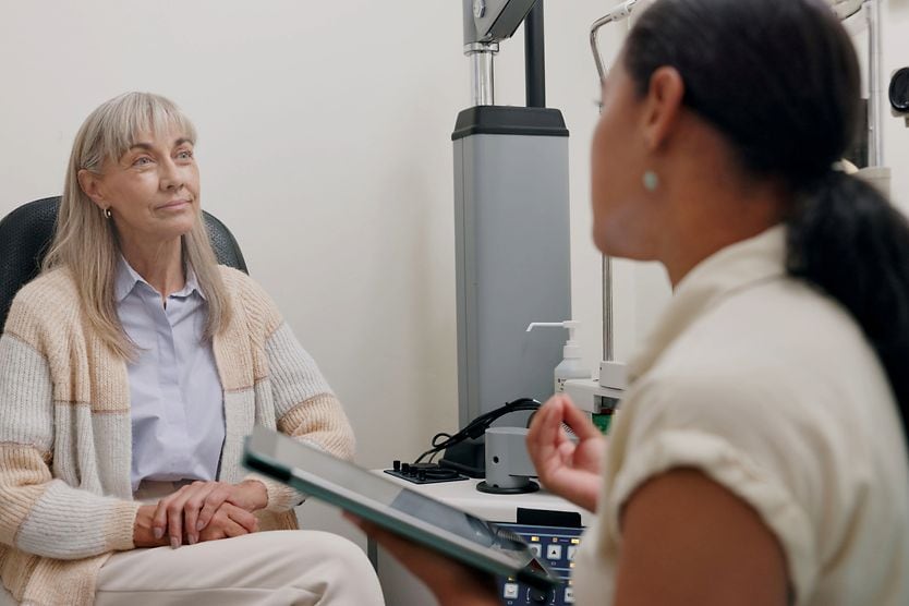 PRK vs. LASIK: Cost, differences, pros and cons