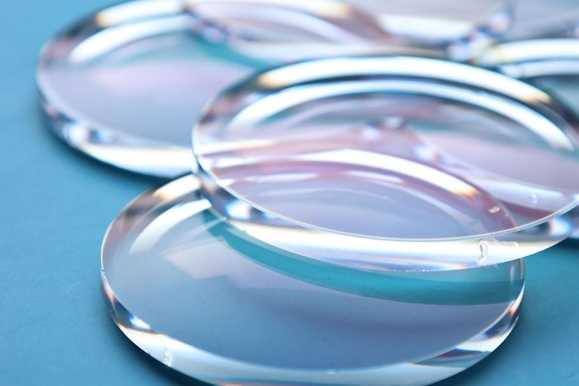 Rivestimenti per lenti per occhiali