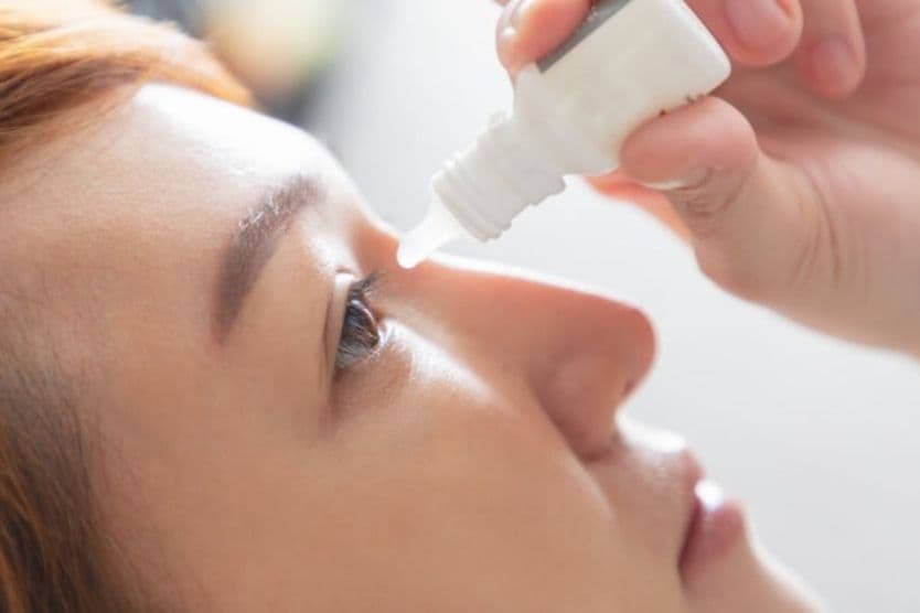 thuốc nhỏ mắt có thể làm dịu mắt khó chịu thuốc nhỏ mắt có thể làm dịu mắt khó chịu