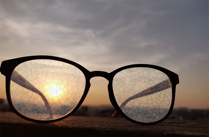 crazing on eyeglasses under the sun