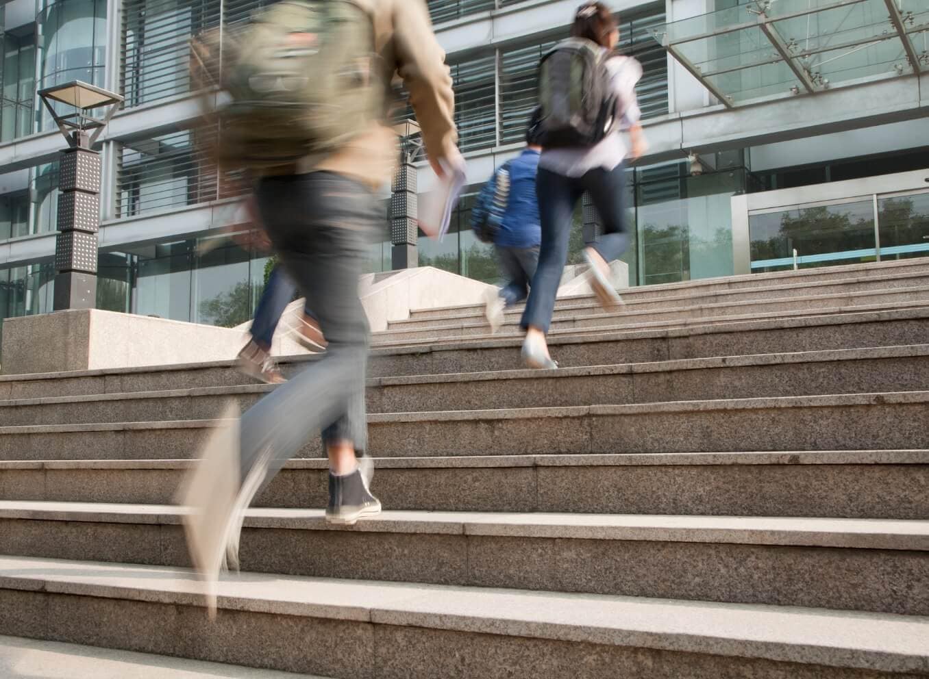 Blurry and shaky view of people walking due to the condition oscillopsia