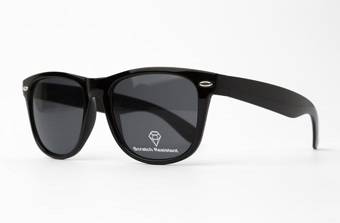 Scratch resistant sunglasses