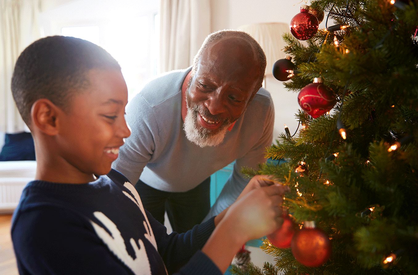 What are Christmas tree cataracts?