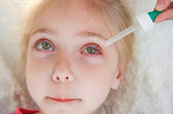 Signs and treatment for conjunctivitis in children