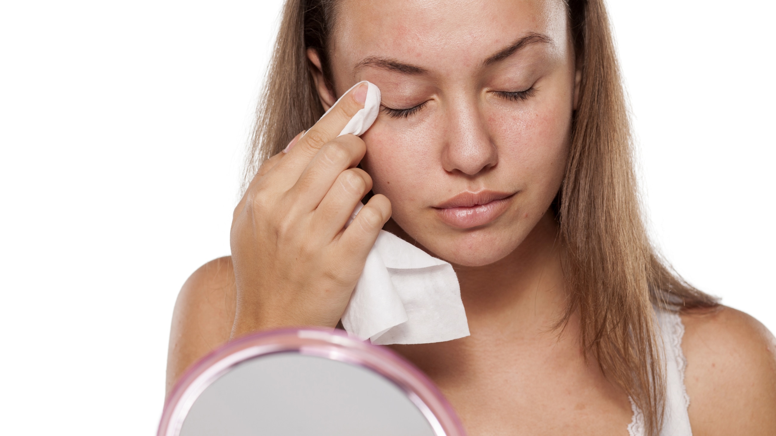 What can you use to clean your eyelids? What can you use to clean your eyelids?
