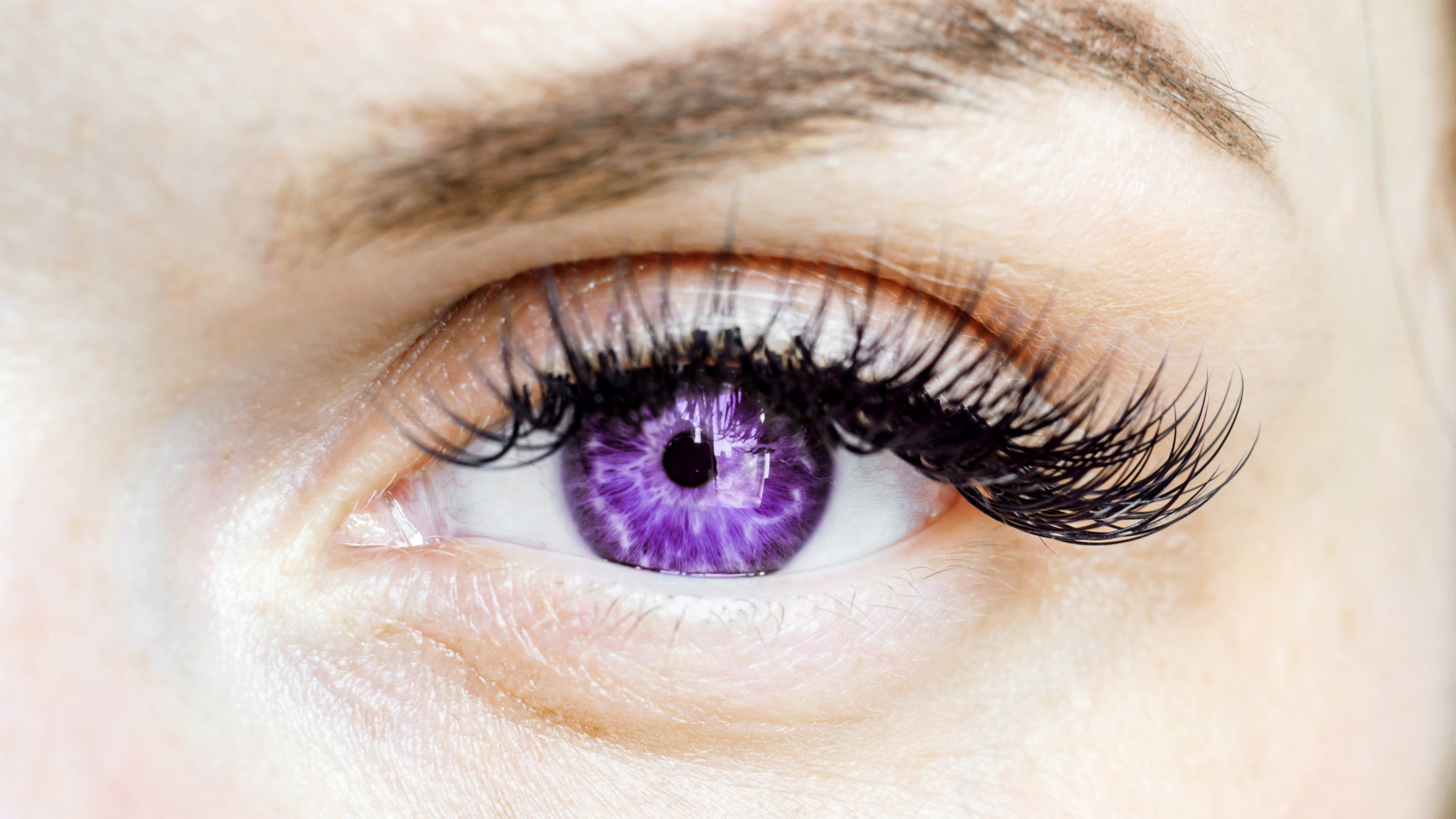 Violet eyes