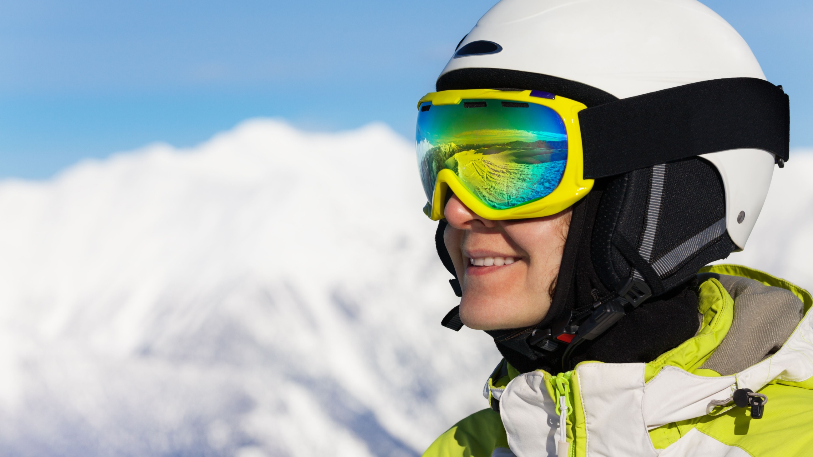Snow blindness: How to prevent sunburned eyes