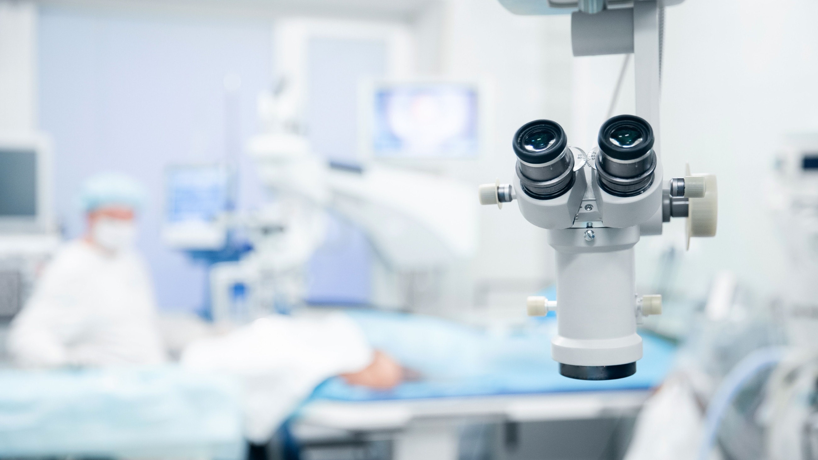 Surgery room for presbyLASIK