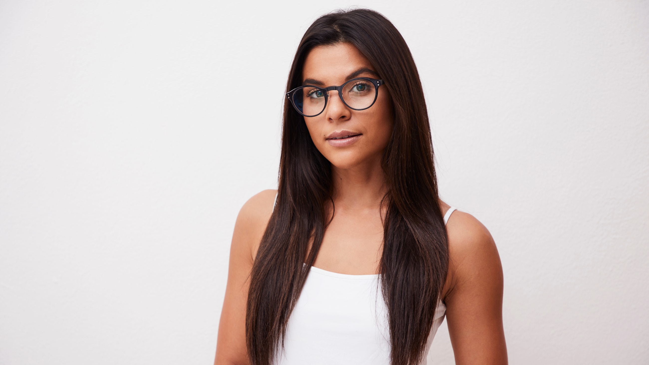 Aspheric lenses for better vision and appearance Aspheric lenses for better vision and appearance