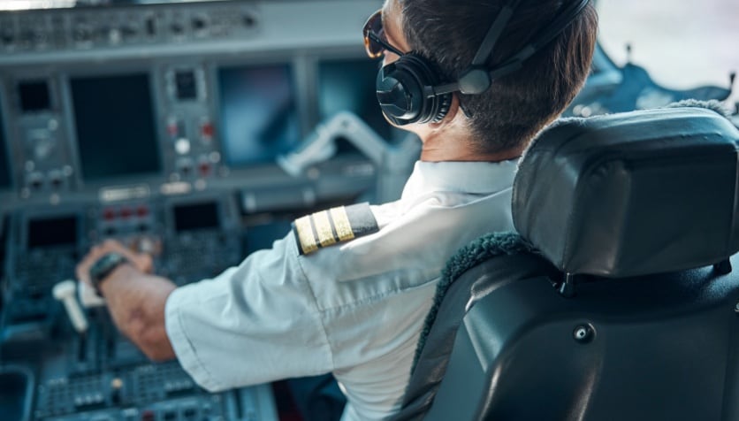 Can Pilots Wear Glasses?