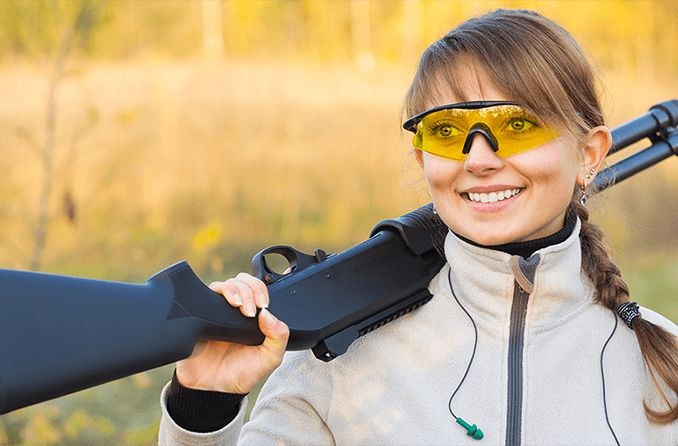 Shooting glasses and hunting eyewear