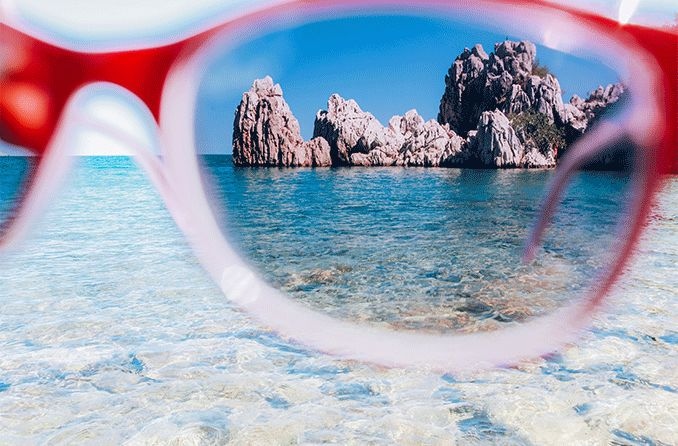 What are polarized sunglasses?