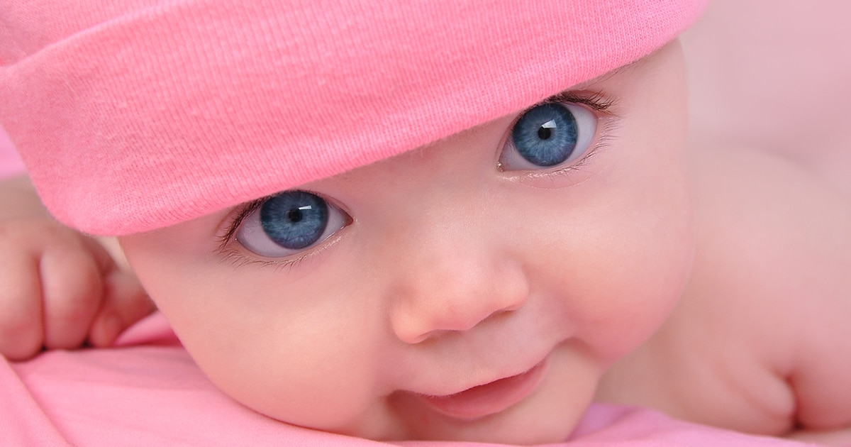 Baby mit blauen Augen
Baby mit blauen Augen