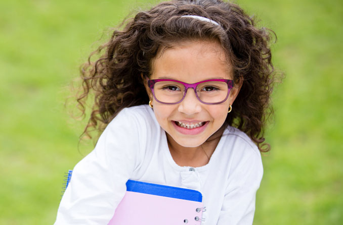 ¿Cómo elegir gafas para niños?