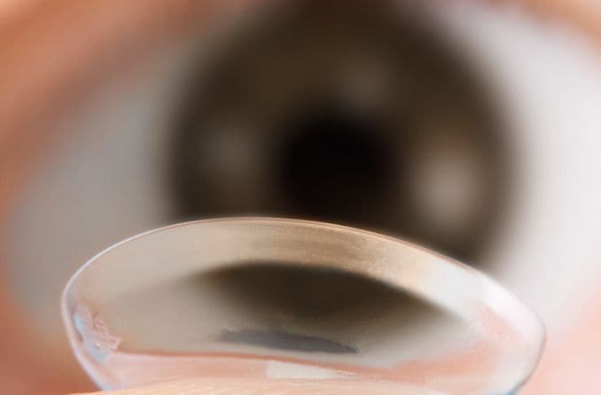 الجمع بين خيارات طول النظر الشيخوخي