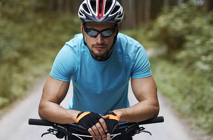 كيفية اختيار النظارات الرياضية والنظارات الواقية