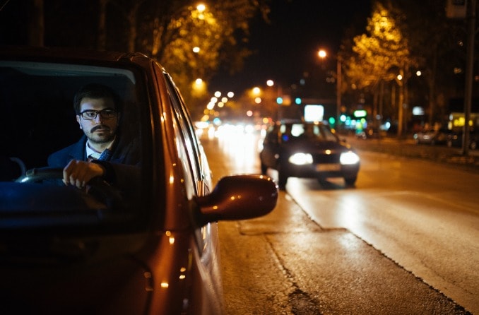 Conduite de nuit : lunettes pour une vision nocturne accrue