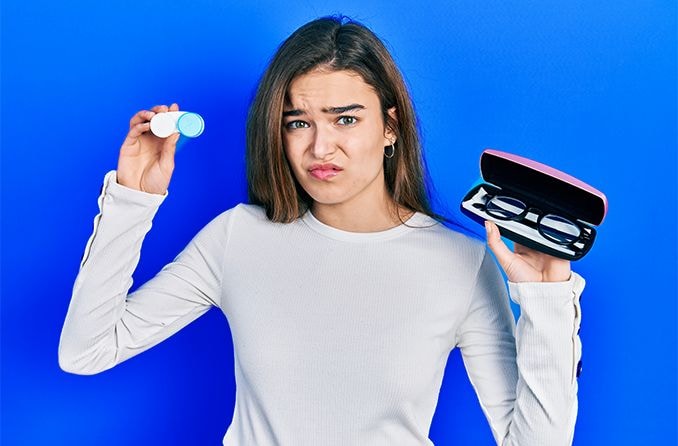 Quel est le meilleur choix pour les adolescents, les lentilles de contact ou les lunettes ?