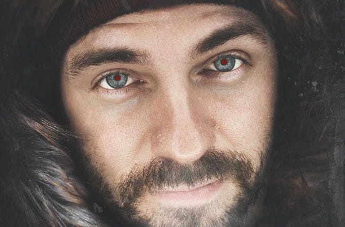 Fotoğraflardaki kırmızı göz etkisini ortadan kaldırma