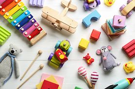 baby's nursery in contrasting colors