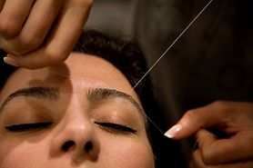 What is eyebrow threading? What is eyebrow threading?