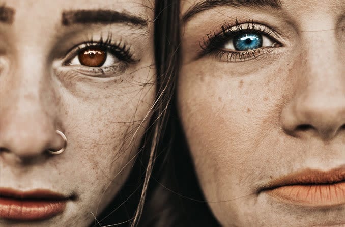 two woman with different colored eyes two woman with different colored eyes