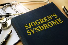 Book with the words Sjogren's Syndrome written on it