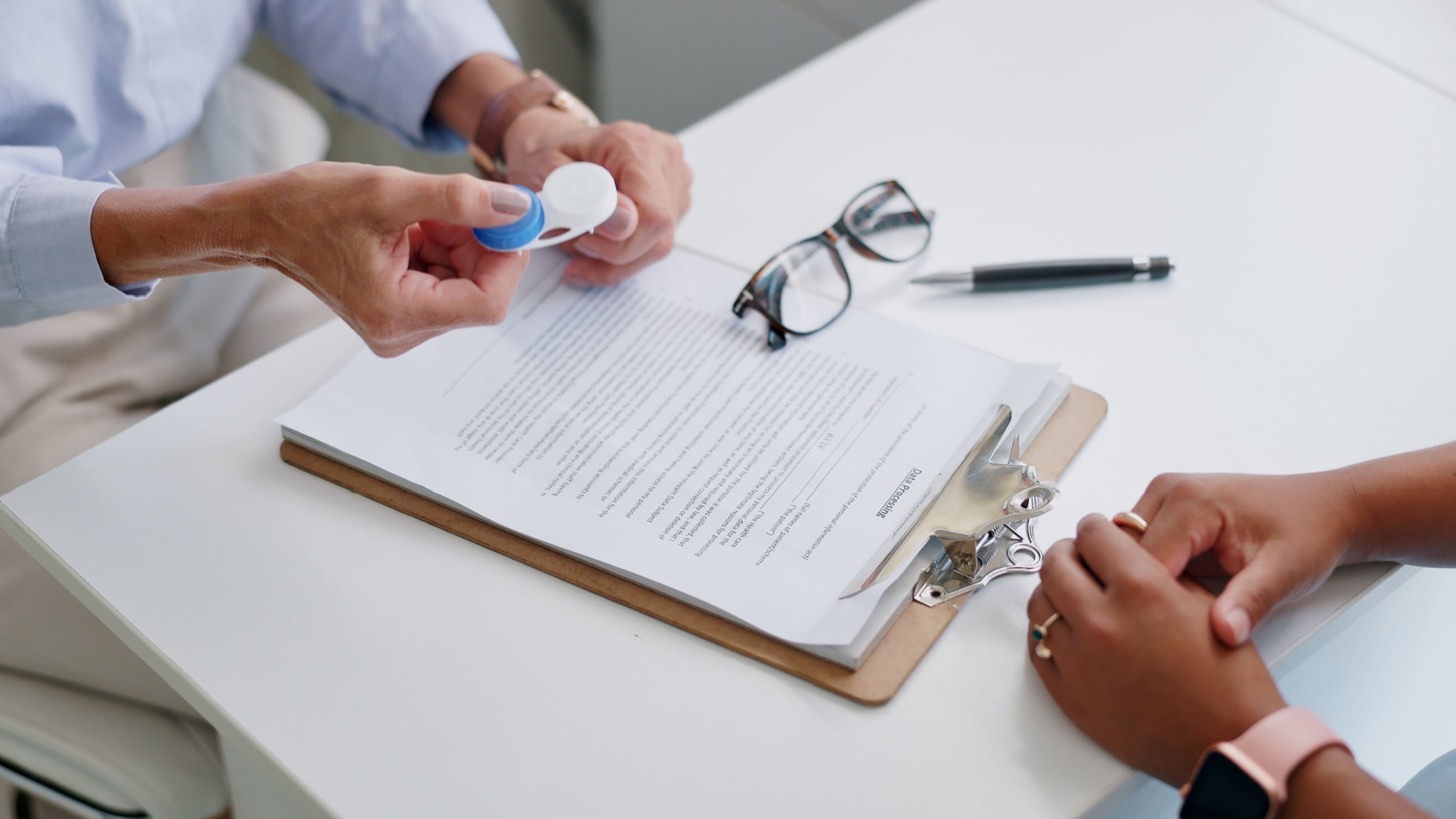 illustration of what vision insurance covers