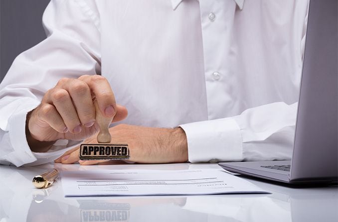 eye doctor approving vision insurance claim