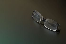 prism eyeglasses for diplopia (double vision)