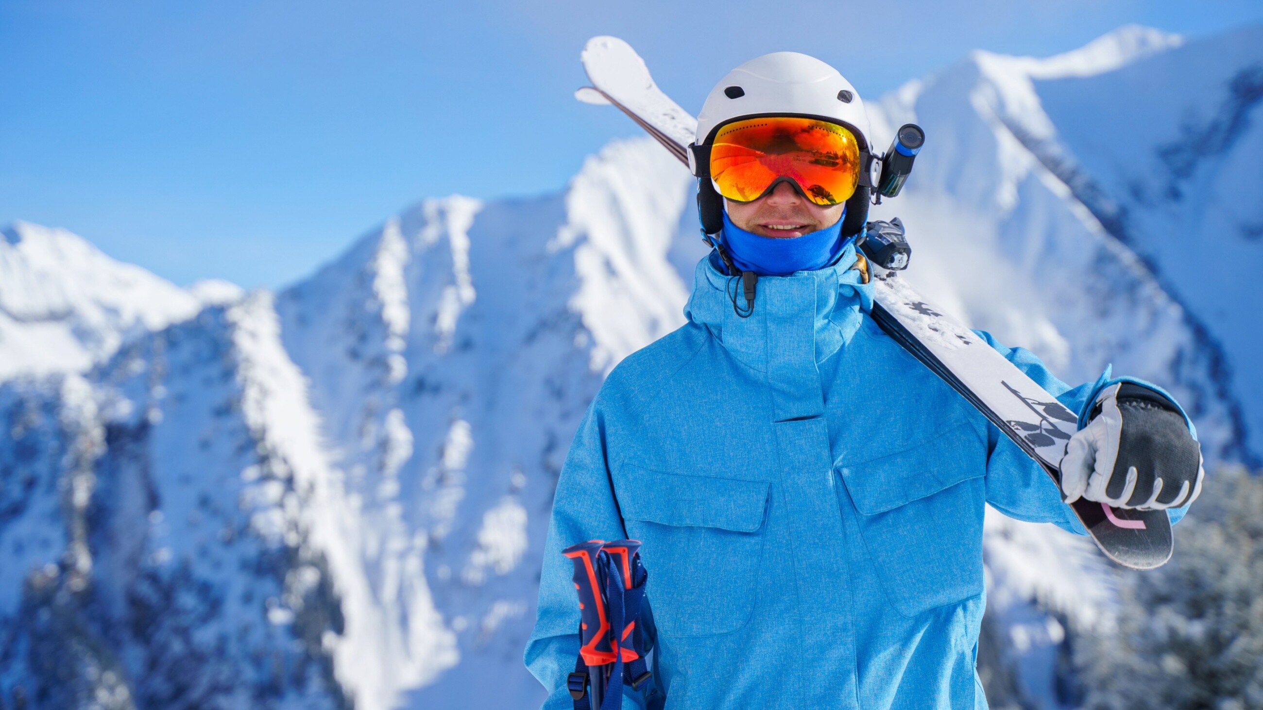 woman wearing ski goggles