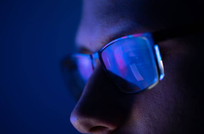 Computer Vision Syndrom (CVS): Digitale Belastung der Augen