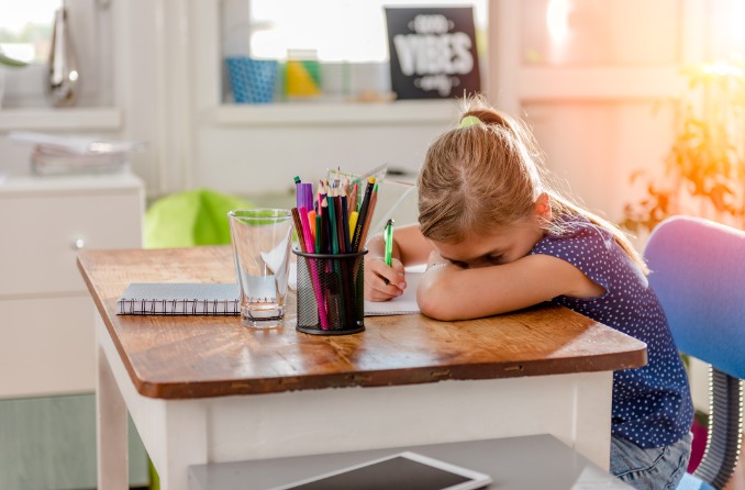 Votre enfant a mal à la tête : une migraine ophtalmique ?