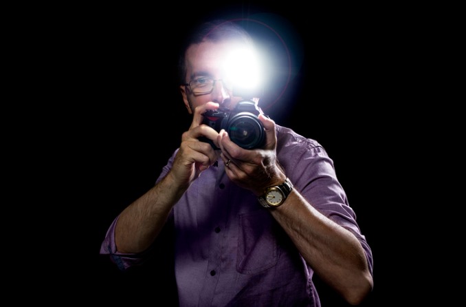 O que provoca os olhos vermelhos nas fotos e como consertar esse efeito